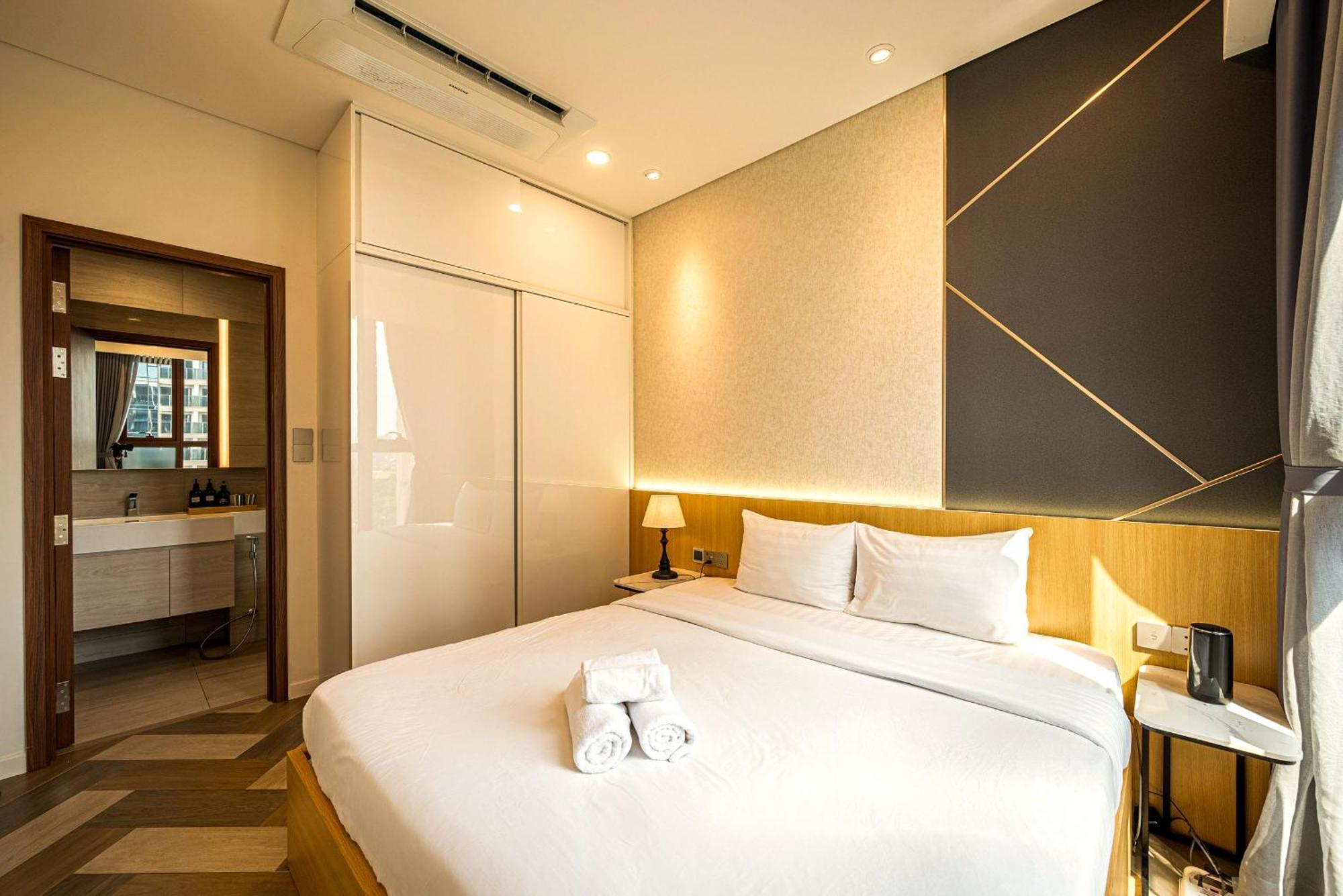 Metropole Luxury 96 Gym City Center, Infinity Pool TP. Hồ Chí Minh